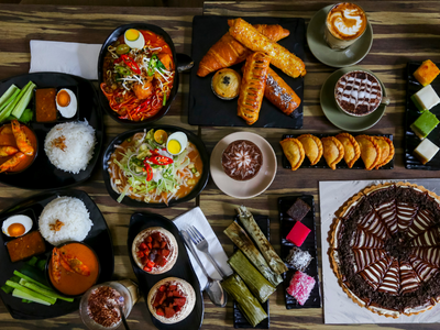 Family-friendly dinner recipes with roasted vegetables and proteins